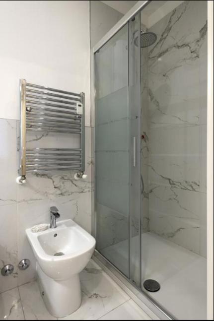 Mg Orchidea Apartment Milan Bagian luar foto